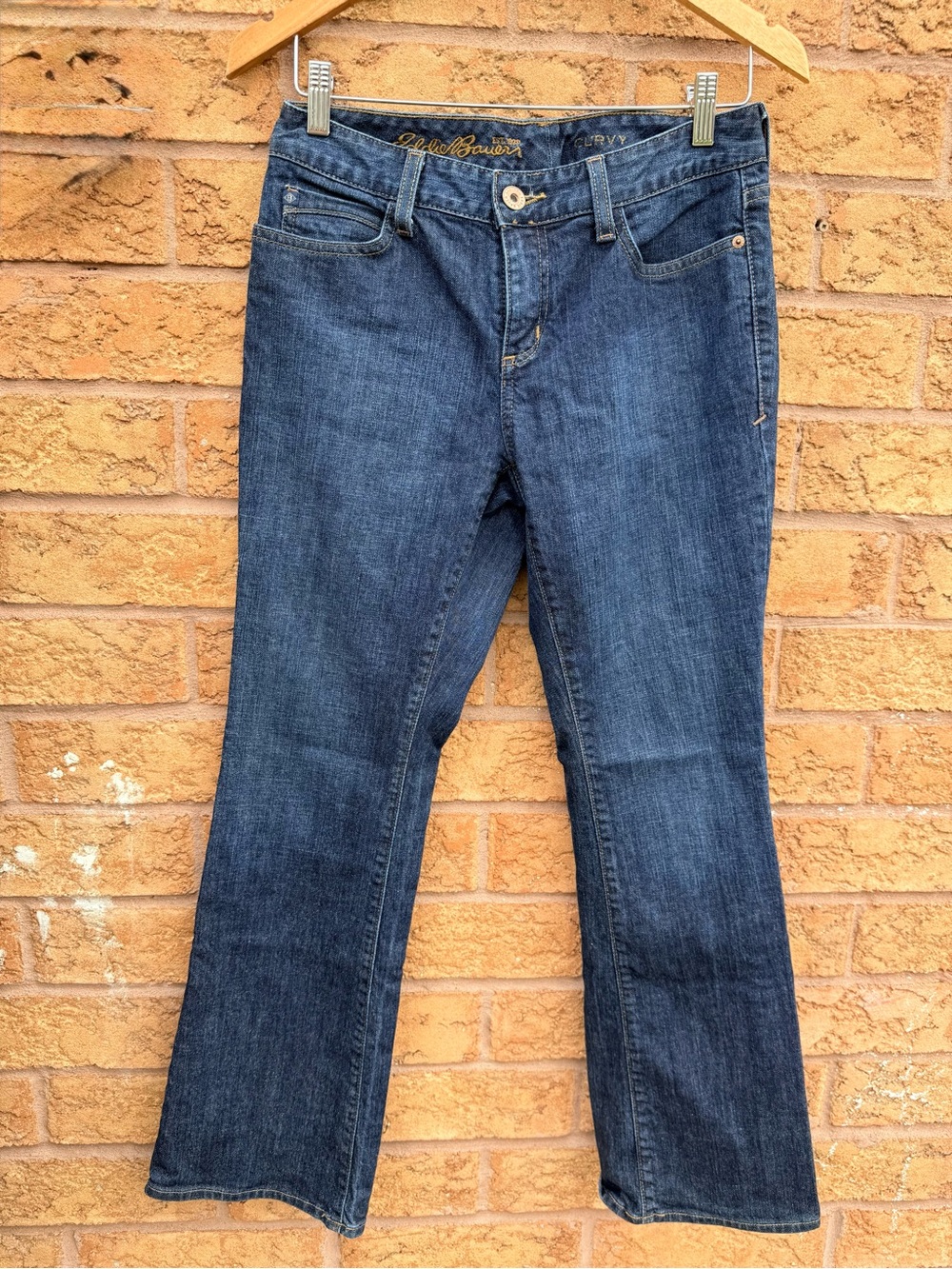 4/$25‎ • Eddie Bauer Dark Denim Curvy Fit Bootcut Jeans